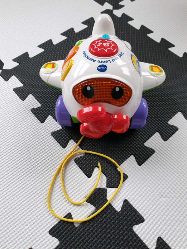 play and learn aeroplane